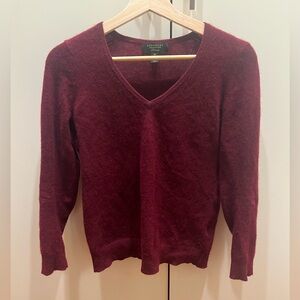 100% Cashmere Charter Club Red V-neck Sweater. Women’s XS.
